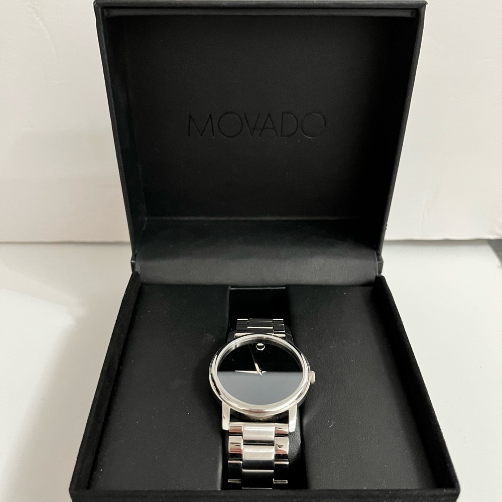 COPY - MOVADO-MENS CLASSIC MUSEUM